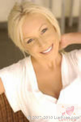 Erika4u - Aussiedatezone.com