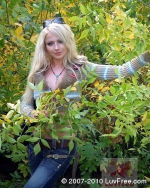 LadyAnna - Aussiedatezone.com